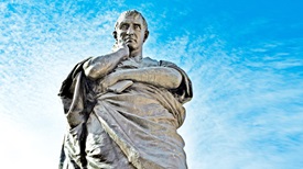 Statue von Ovid in seiner Geburtsstadt Sulmona